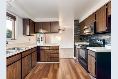 10104 NW 29th Ave, Vancouver, WA 98685 - Photo 14