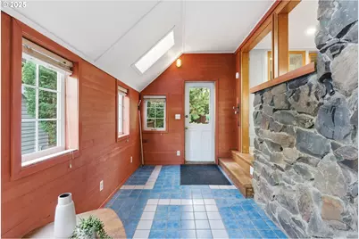 8015 SW 45th Ave, Portland, OR 97219 - Photo 18