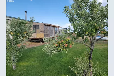 29388 Wrecking Yard Ln, Hines, OR 97738 - Photo 22