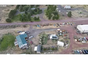 29388 Wrecking Yard Ln, Hines, OR 97738 - Photo 32