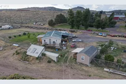 29388 Wrecking Yard Ln, Hines, OR 97738 - Photo 22