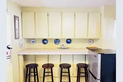 251 10th Ave, Seaside, OR 97138 - Photo 10