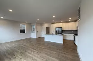 18404 SW Sugarloaf Ln, Beaverton, OR 97007 - Photo 8