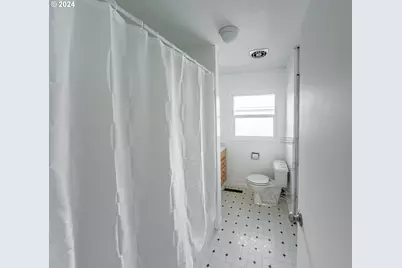 5105 5109 SE Tibbetts St, Portland, OR 97206 - Photo 22