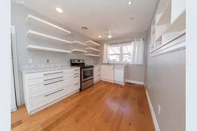 5105 5109 SE Tibbetts St, Portland, OR 97206 - Photo 12