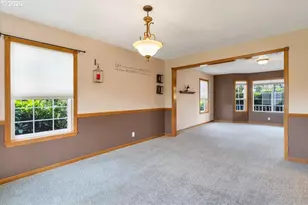 2734 Cindercone Ct SE, Salem, OR 97306 - Photo 16