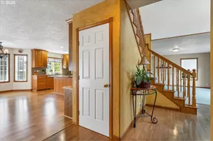 2734 Cindercone Ct SE, Salem, OR 97306 - Photo 32