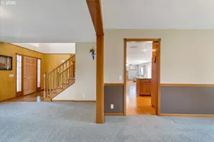 2734 Cindercone Ct SE, Salem, OR 97306 - Photo 10