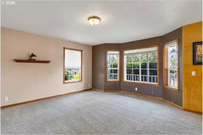 2734 Cindercone Ct SE, Salem, OR 97306 - Photo 8