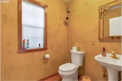 2734 Cindercone Ct SE, Salem, OR 97306 - Photo 30