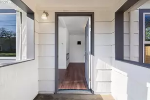 6555 SE 71st Ave, Portland, OR 97206 - Photo 6