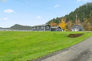 708 Heather Ln, Roseburg, OR 97471 - Photo 46