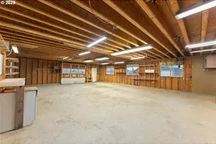 708 Heather Ln, Roseburg, OR 97471 - Photo 30