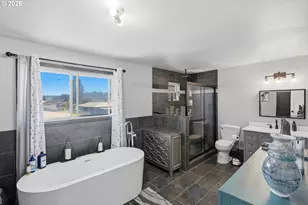 1060 S 10th St, Coos Bay, OR 97420 - Photo 18