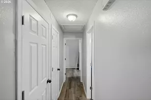 1060 S 10th St, Coos Bay, OR 97420 - Photo 16