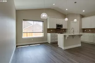 159 E J St, Vernonia, OR 97064 - Photo 10