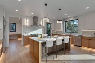 5010 Pk Blf Pl., Lake Oswego, OR 97035 - Photo 12