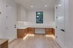 5010 Pk Blf Pl., Lake Oswego, OR 97035 - Photo 18