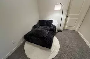 7915 NE Rockne Way, Hillsboro, OR 97006 - Photo 22