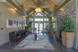 7915 NE Rockne Way, Hillsboro, OR 97006 - Photo 28