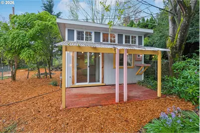 137 Cedar Ln, Wood Village, OR 97060 - Photo 24