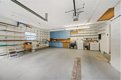 14090 SE 268th Ct, Boring, OR 97009 - Photo 32