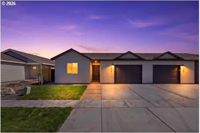 1054 NE 10th Pl, Hermiston, OR 97838 - Photo 1
