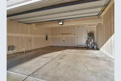 7751 NW Spirea St, Portland, OR 97229 - Photo 46