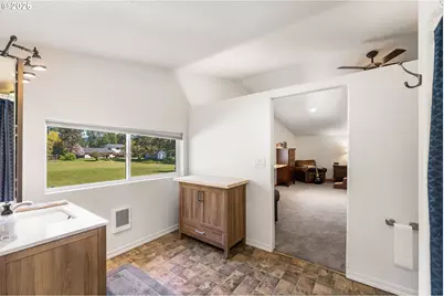 112 Chapman Rd, Castle Rock, WA 98611 - Photo 18