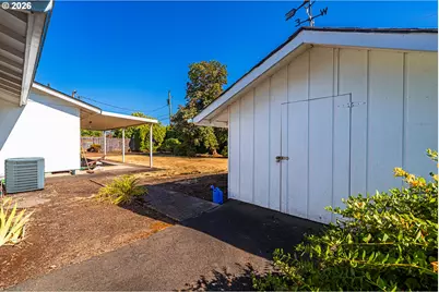 2053 Firth Ave, Springfield, OR 97477 - Photo 26