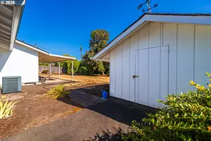 2053 Firth Ave, Springfield, OR 97477 - Photo 26