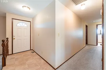 2053 Firth Ave, Springfield, OR 97477 - Photo 14