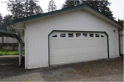 1605 Kristi Loop, Lakeside, OR 97449 - Photo 14