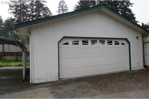 1605 Kristi Loop, Lakeside, OR 97449 - Photo 14