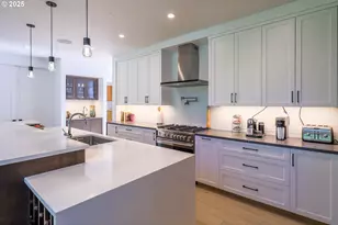 16405 Bonaire Ave, Lake Oswego, OR 97035 - Photo 14