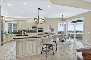 10257 SE Crescent Ridge Loop, Happy Valley, OR 97086 - Photo 10