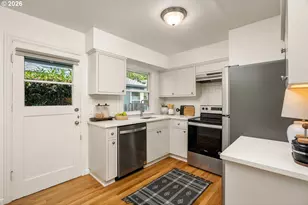 1435 NE Mason St, Portland, OR 97211 - Photo 12