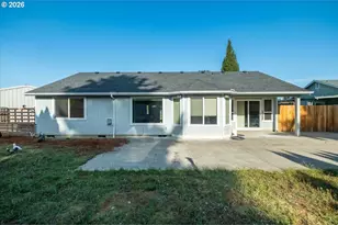 1049 29th Ave, Sweet Home, OR 97386 - Photo 34