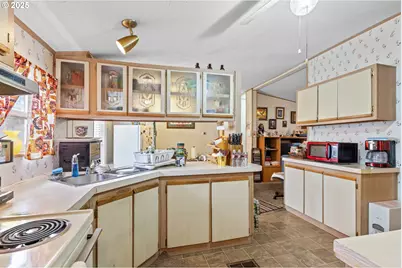 59 Manor Loop, Roseburg, OR 97471 - Photo 14