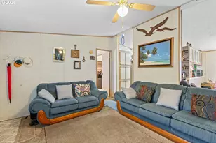 59 Manor Loop, Roseburg, OR 97471 - Photo 4