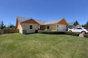 63410 Nathan Dr, Coos Bay, OR 97420 - Photo 2