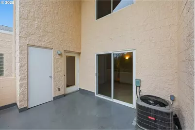 6625 W Burnside St #250, Portland, OR 97210 - Photo 24