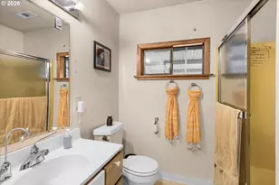 16732 SE Main St, Portland, OR 97233 - Photo 24