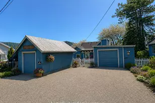 212 Garibaldi Ave, Garibaldi, OR 97118 - Photo 36