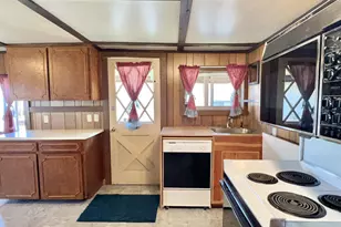 212 Garibaldi Ave, Garibaldi, OR 97118 - Photo 6