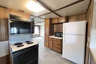 212 Garibaldi Ave, Garibaldi, OR 97118 - Photo 10