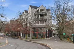 305 S Montgomery St, Portland, OR 97201 - Photo 38