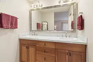 305 S Montgomery St, Portland, OR 97201 - Photo 24