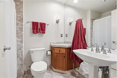 305 S Montgomery St #406, Portland, OR 97201 - Photo 26