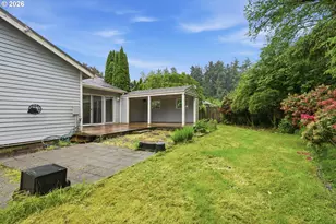 137 SW Gardenia Ave, Warrenton, OR 97146 - Photo 30
